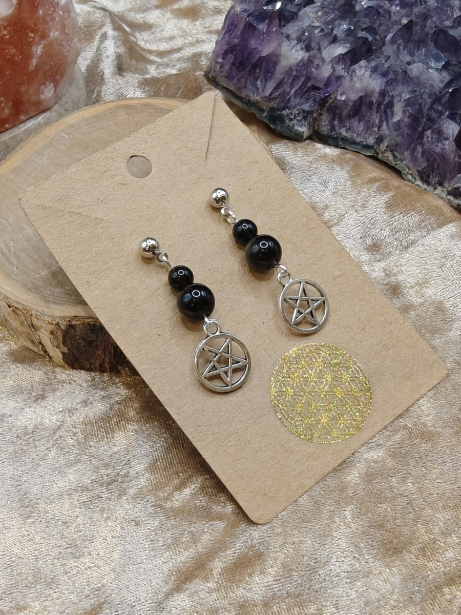 Oorbellen met (zilver)Obsidiaan kralen en Pentagram