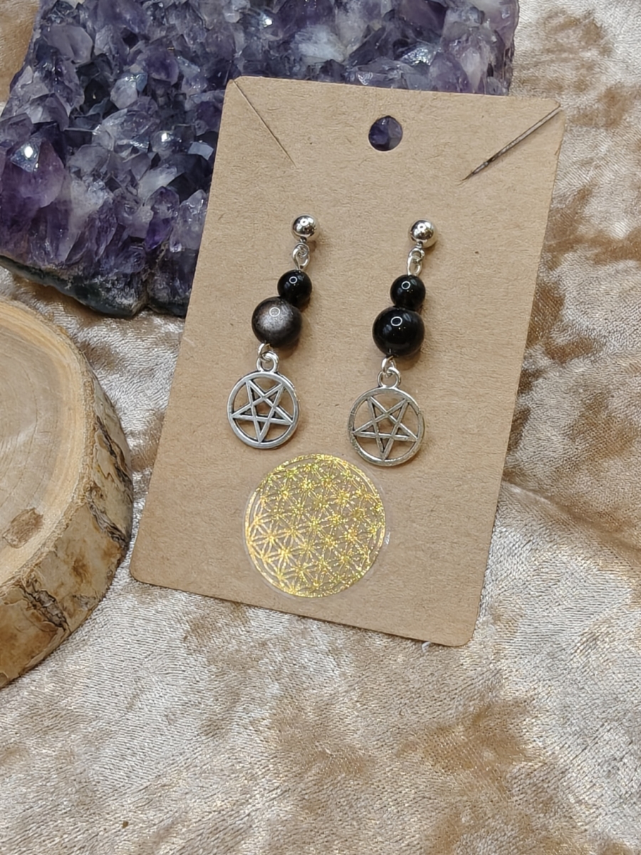 Oorbellen met (zilver)Obsidiaan kralen en Pentagram