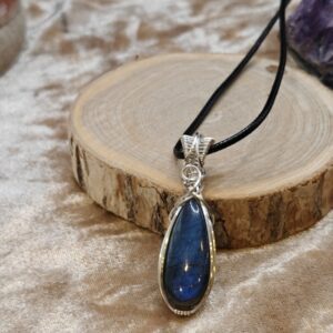 Wire wrap blauwe labradoriet verzilverde koperdraad